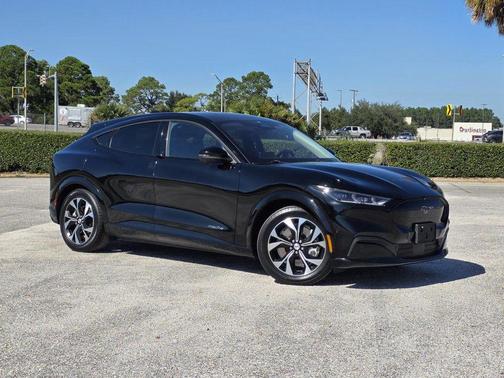 2021 Ford Mustang Mach-E Premium