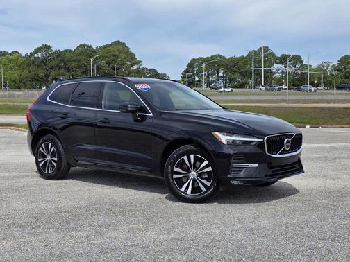 Black 2023 Volvo XC60 B5 Core