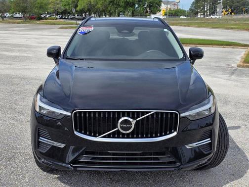 Black 2023 Volvo XC60 B5 Core