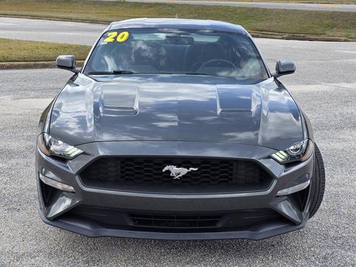 2020 Ford Mustang EcoBoost