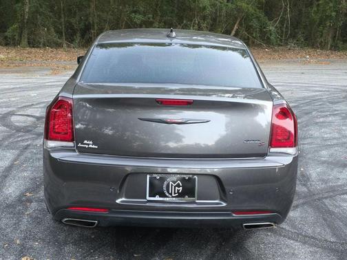 2021 Chrysler 300 S