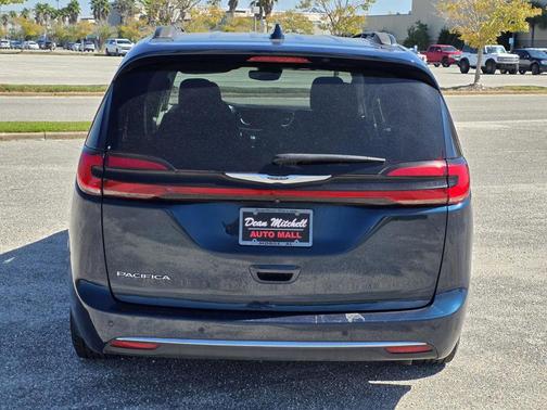 2021 Chrysler Pacifica Touring