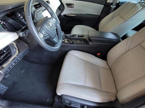 2016 Toyota Avalon Hybrid Limited