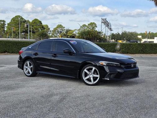 2022 Honda Civic Touring