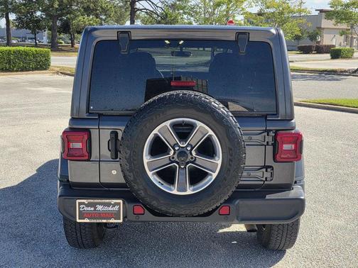 Grey 2019 Jeep Wrangler Unlimited Sahara