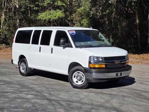 2020 Chevrolet Express 2500 RWD 2500 Regular Wheelbase LT