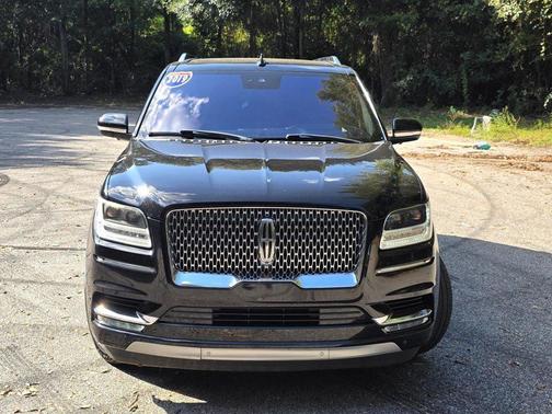 Black 2019 Lincoln Navigator L Reserve