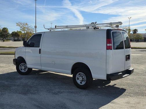 2014 Chevrolet Express 2500 Work Van