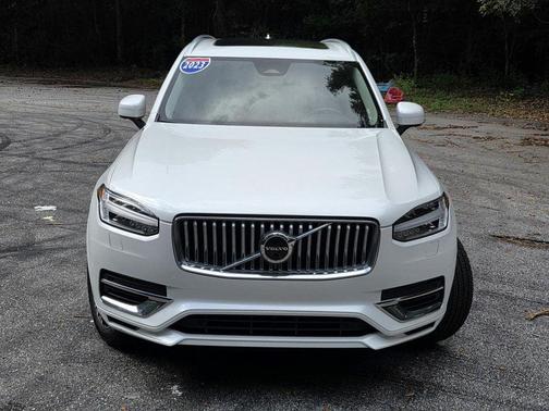 White 2023 Volvo XC90 Recharge Plug-In Hybrid T8 Plus 6-Seater