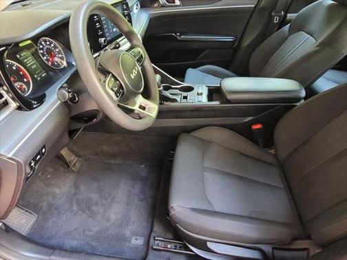 2022 Kia K5 LXS
