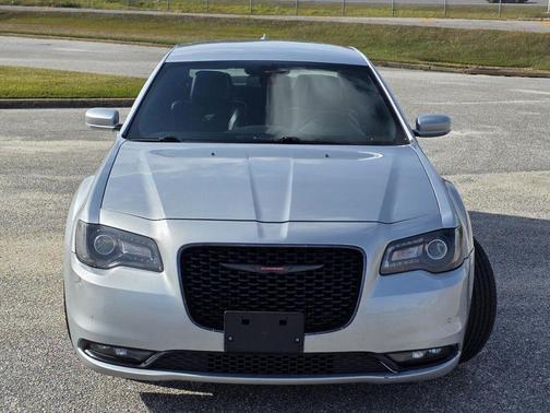 2021 Chrysler 300 S