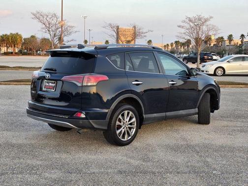 2017 Toyota RAV4 Limited