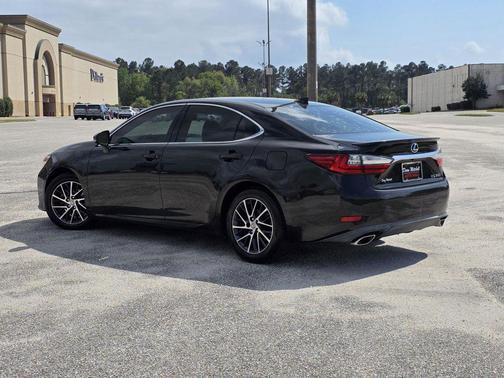 Black 2016 Lexus ES 350 Base