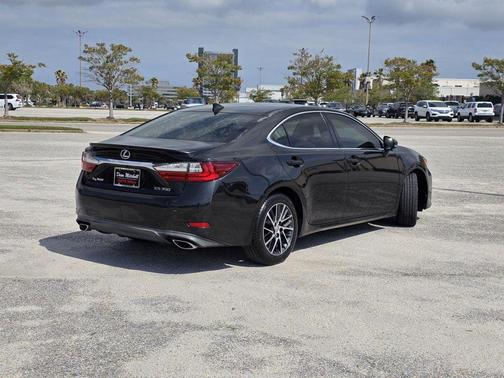 Black 2016 Lexus ES 350 Base