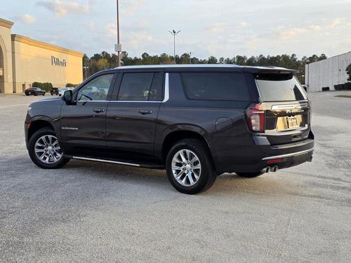 2022 Chevrolet Suburban Premier