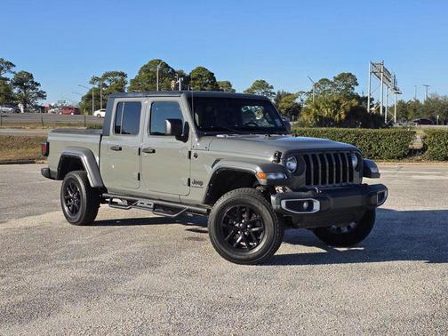 2021 Jeep Gladiator Sport S
