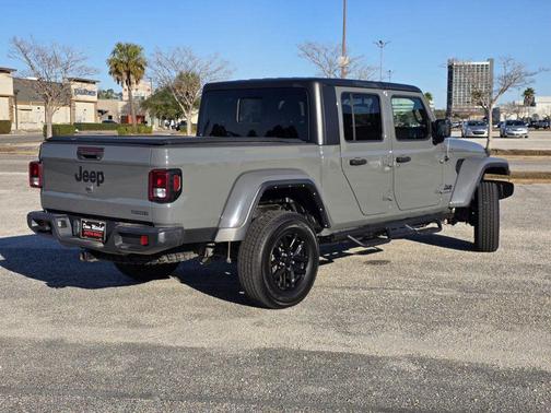 2021 Jeep Gladiator Sport S