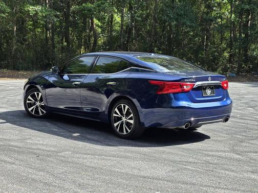 Blue 2018 Nissan Maxima 3.5 SV