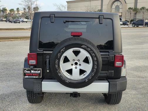 2011 Jeep Wrangler Unlimited Sahara