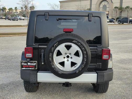 2011 Jeep Wrangler Unlimited Sahara