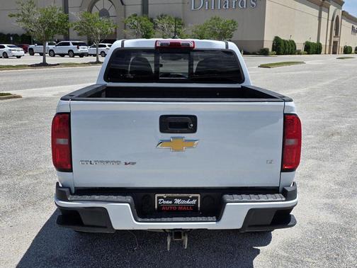 White 2019 Chevrolet Colorado LT