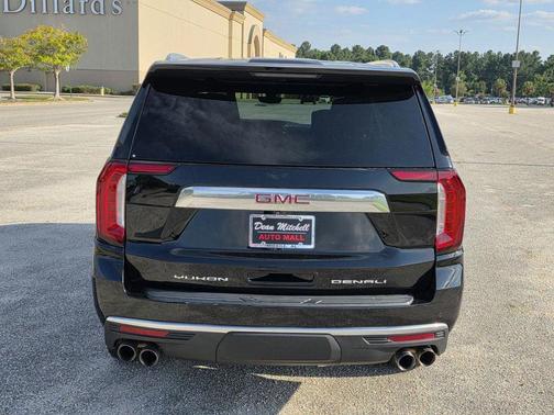 Black 2021 GMC Yukon Denali