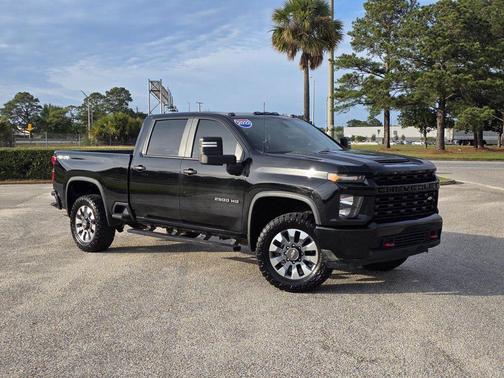 Black 2022 Chevrolet Silverado 2500 Custom