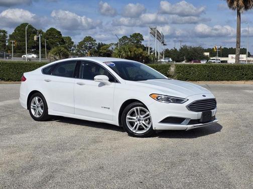 2018 Ford Fusion Hybrid SE