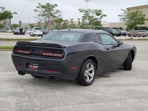 2018 Dodge Challenger SXT