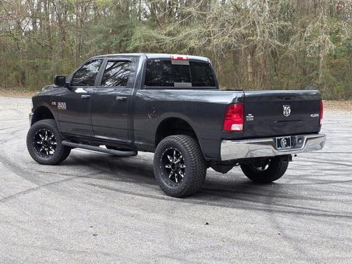 2017 RAM 2500 SLT Crew Cab 4x4 6'4' Box