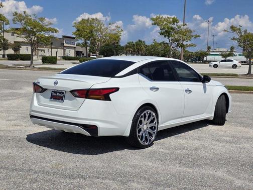 2024 Nissan Altima S FWD