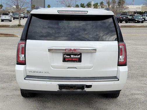 2018 GMC Yukon XL Denali