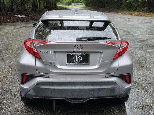 Silver 2019 Toyota C-HR XLE