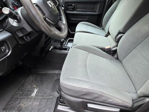 2022 RAM 3500 Tradesman Crew Cab 4x4 8' Box