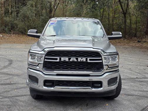 2022 RAM 3500 Tradesman Crew Cab 4x4 8' Box