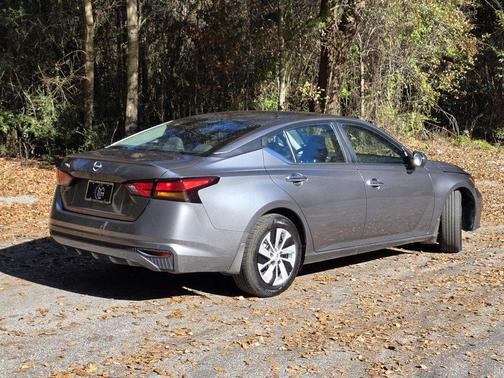 2023 Nissan Altima S FWD