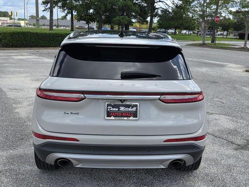 White 2020 Lincoln Corsair Reserve