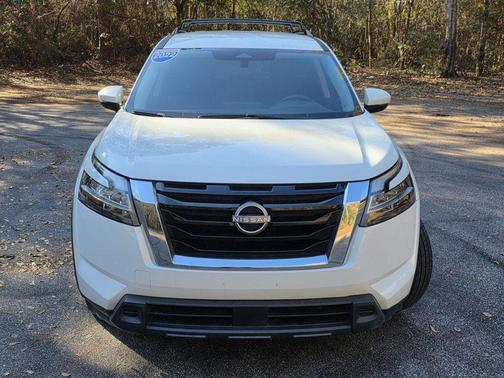 2022 Nissan Pathfinder SV 2WD