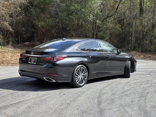 2023 Lexus ES 350 Base