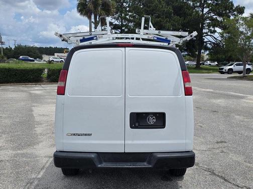 White 2019 Chevrolet Express 2500 Work Van
