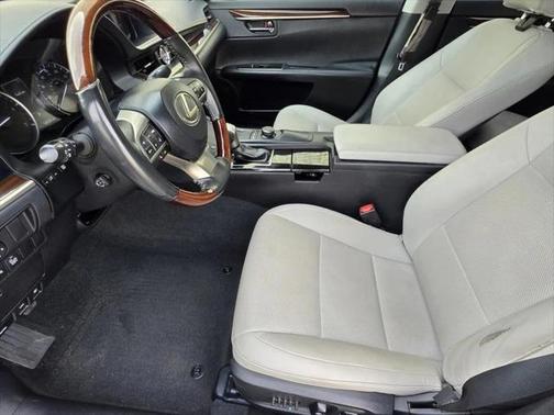 2017 Lexus ES 350 Base