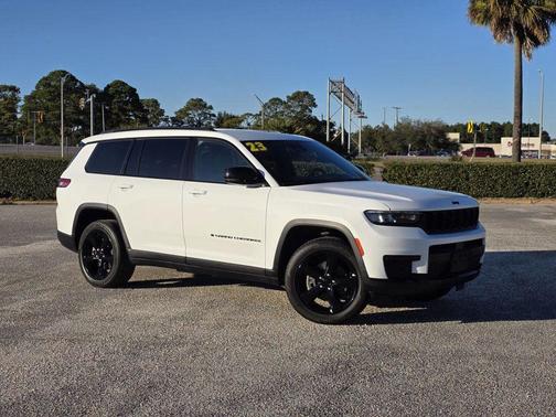 2023 Jeep Grand Cherokee L Altitude