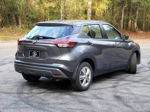 2023 Nissan Kicks S