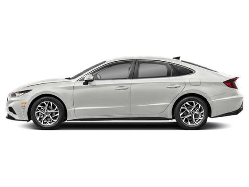 White 2022 Hyundai SONATA SEL