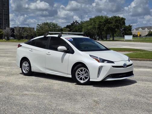 2019 Toyota Prius XLE