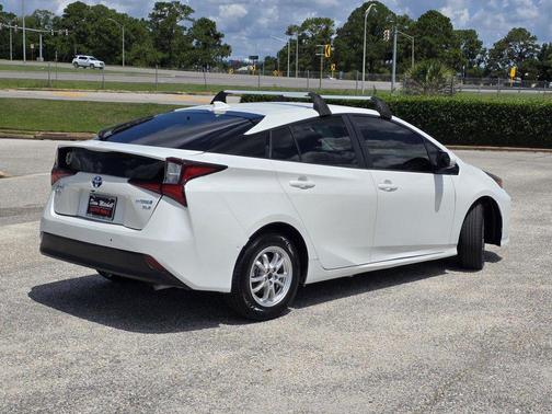 2019 Toyota Prius XLE