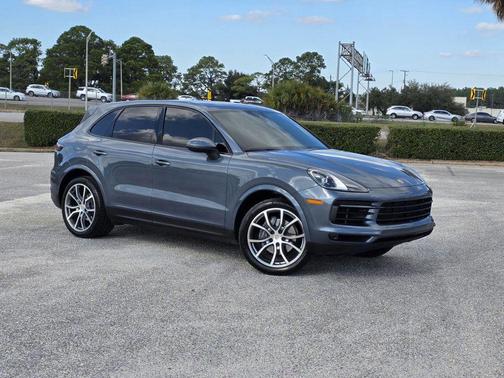 Blue 2019 Porsche Cayenne Cayenne