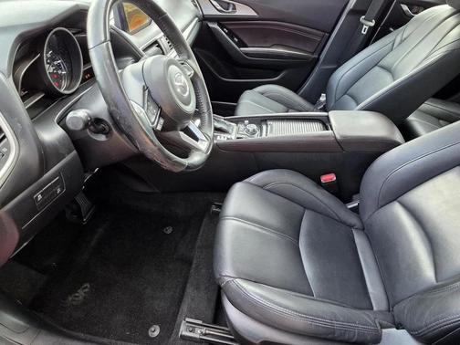 2018 Mazda Mazda3 Touring