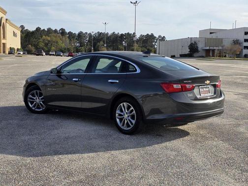 2017 Chevrolet Malibu 1LT