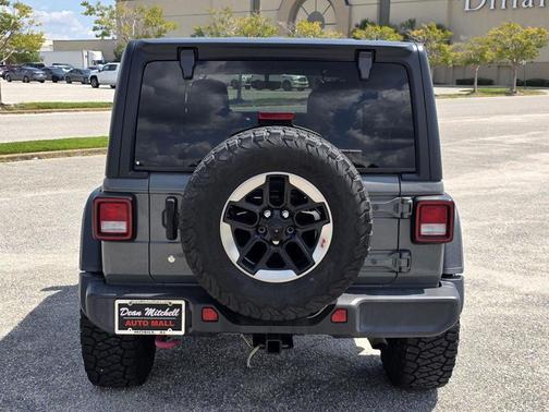 Grey 2018 Jeep Wrangler Unlimited Rubicon